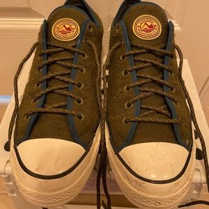 Converse Mountain Club lowtops